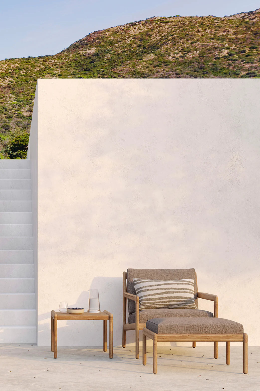 Outdoor Lounge