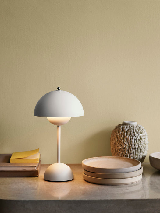 Flowerpot Portable Lamp V9