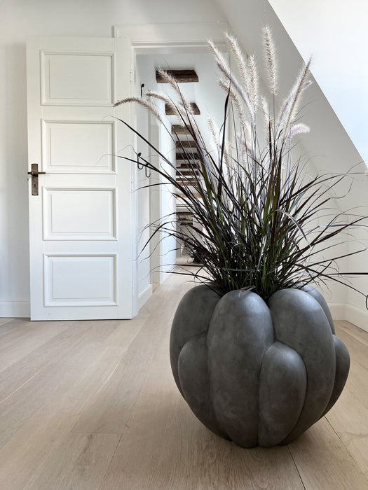 Bloom Vase, Big - Dark Grey - 101 CPH