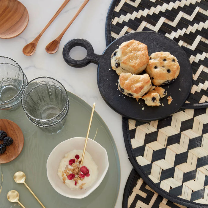 Black Round Mango Cutting Board