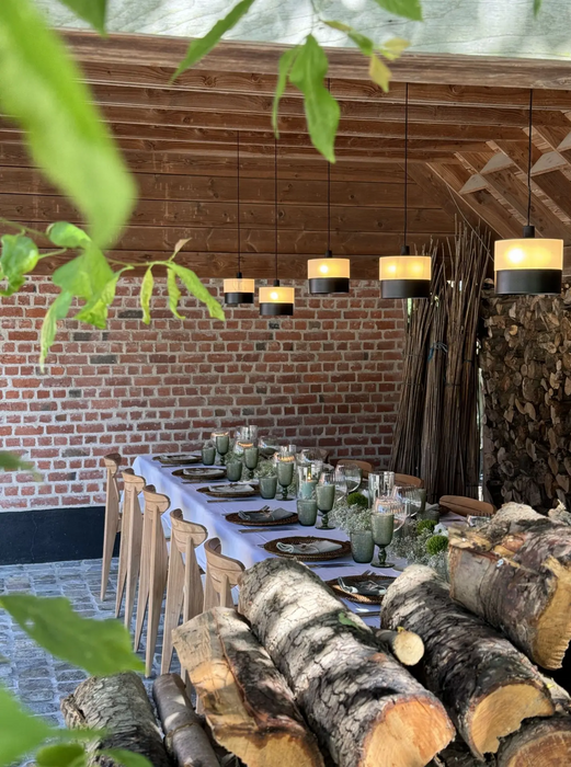 Glow Single: Outdoor Light with Heating