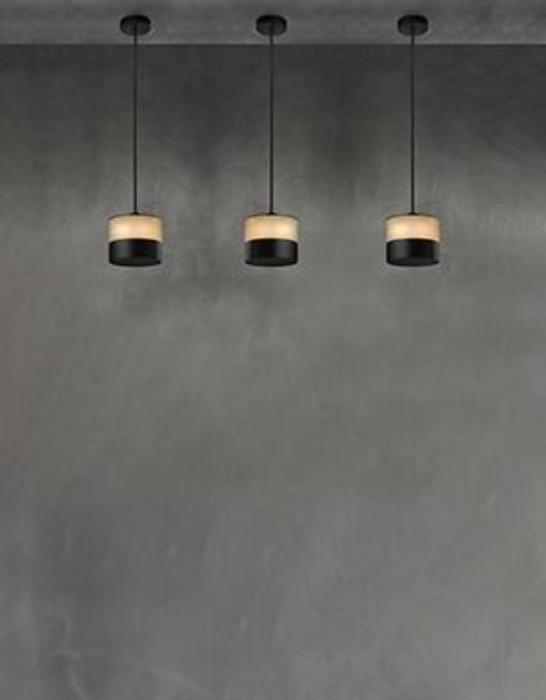 Glow Single: Outdoor Light with Heating