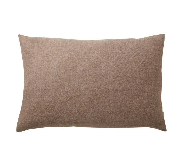 Arequipa Lumbar Pillow