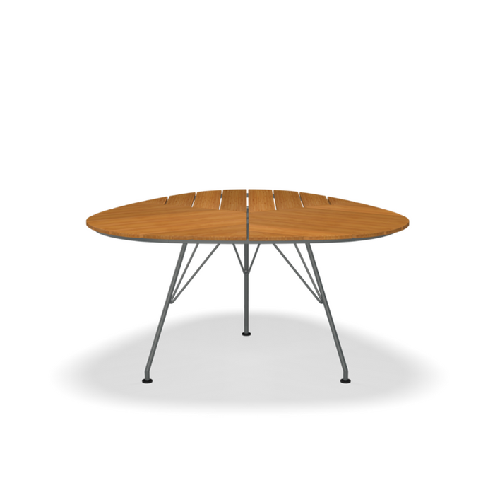 Leaf Outdoor Dining Table