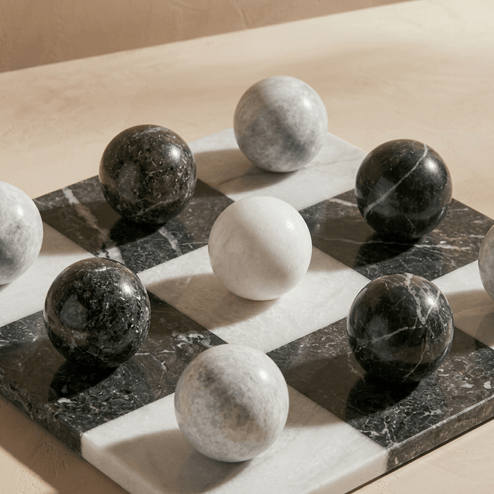 Italian Marble Tic Tac Toe Set (Black and White)