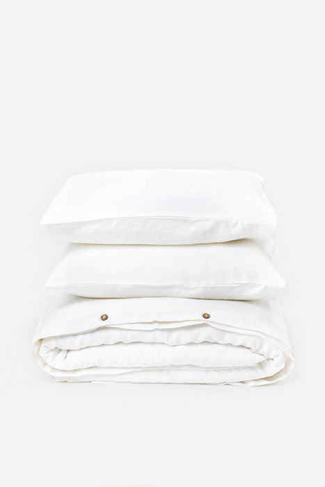White duvet cover set: US Queen + Standard pillowcases